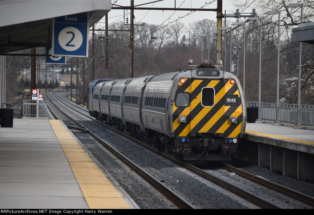 Amtrak Keystone Service 654